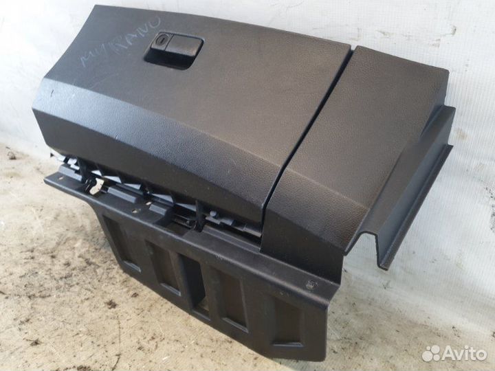 Бардачок Nissan Murano Z50 VQ35DE 2003