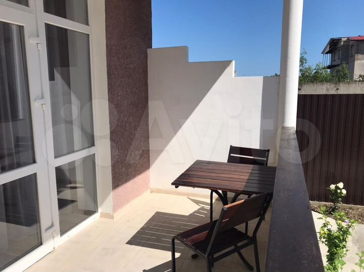 Комната 18 м² в 1-к., 1/2 эт.