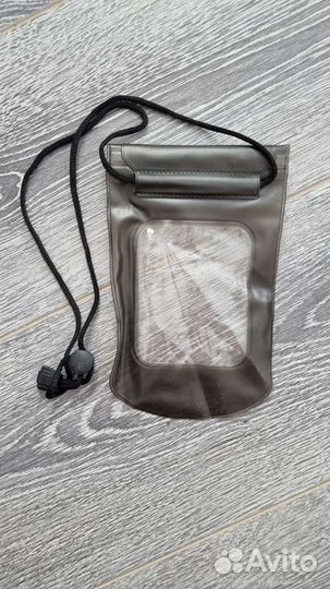 Чехлы на телефон