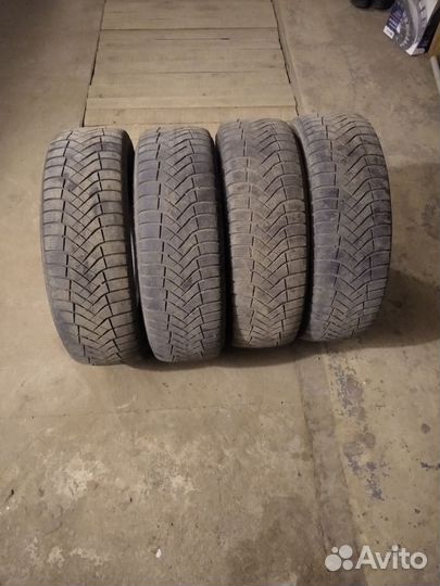 Pirelli Ice Zero FR 185/65 R15