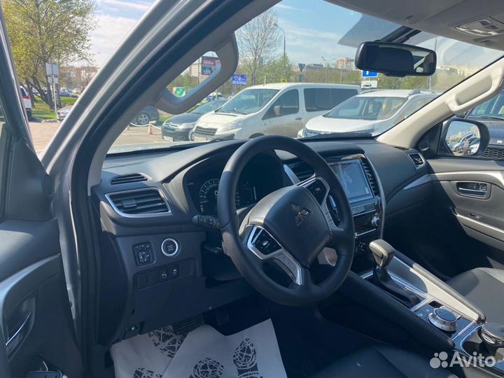 Mitsubishi Pajero Sport 2.4 AT, 2022