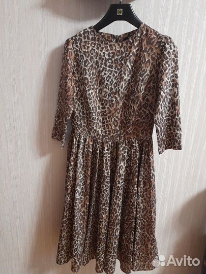 Вещи женские (платье) продам пакетом размер 44