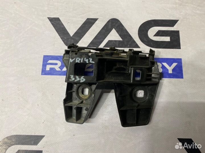 Volkswagen Passat B82015 3G9807484VR142-336