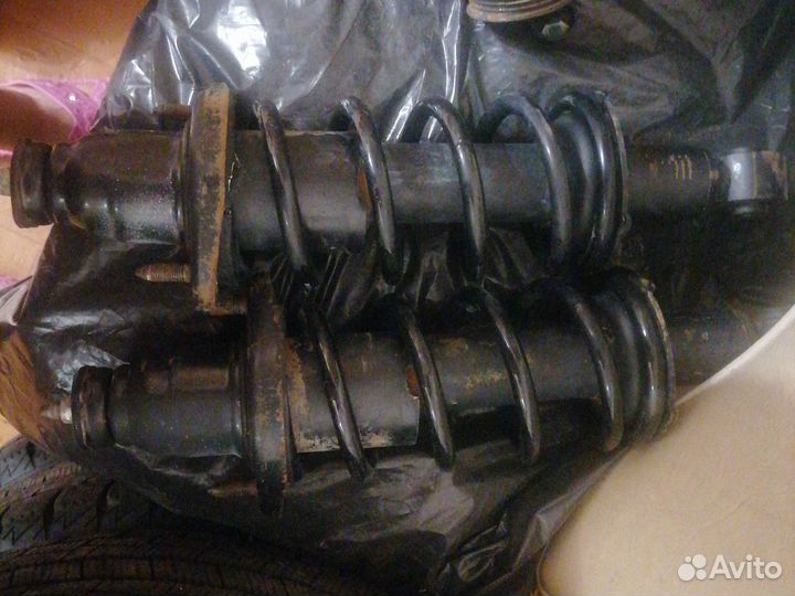 Стойки задние