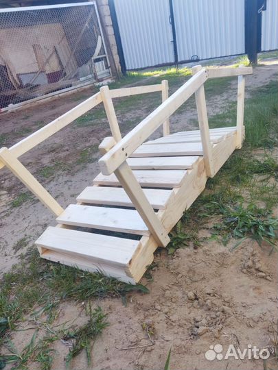 Декоративный мостик садовый