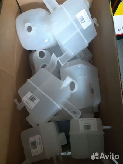 Продаются бачки расширительные