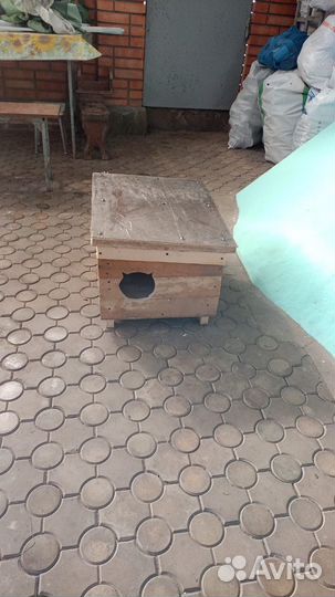 Будка для собаки теплая простая