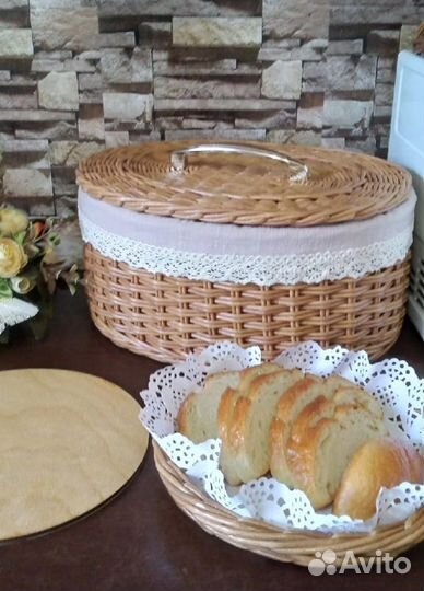 Хлебница плетеная
