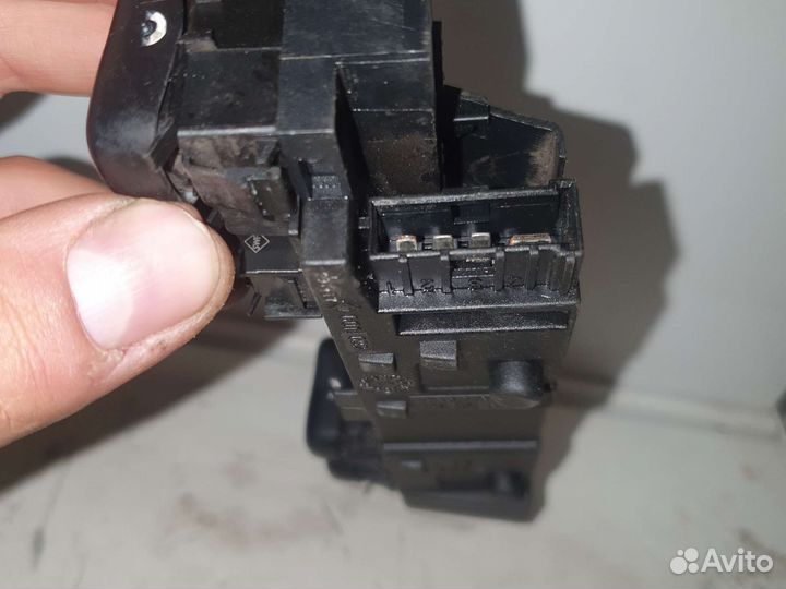 Блок кнопок обогрева сидений mercedes e w210