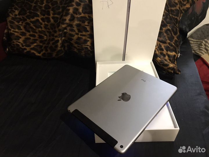 iPad (2020 года), 16 GB, wi-fi, LTE