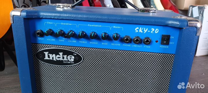 Комбоусилитель Indie Sky-20 (обмен/продажа)