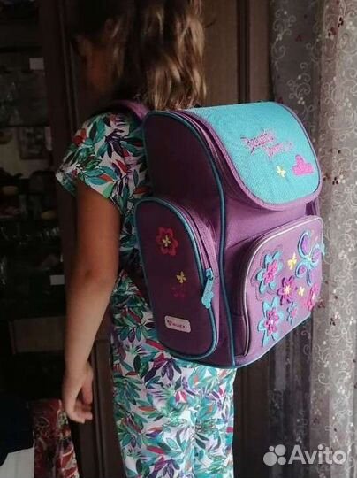 Рюкзак школьный с жёсткой анатомической спинкой