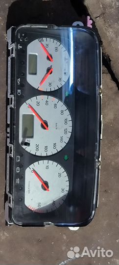 Щиток(панель) приборов Volkswagen Passat B4
