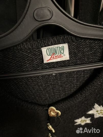 Кардиган с вышивкой