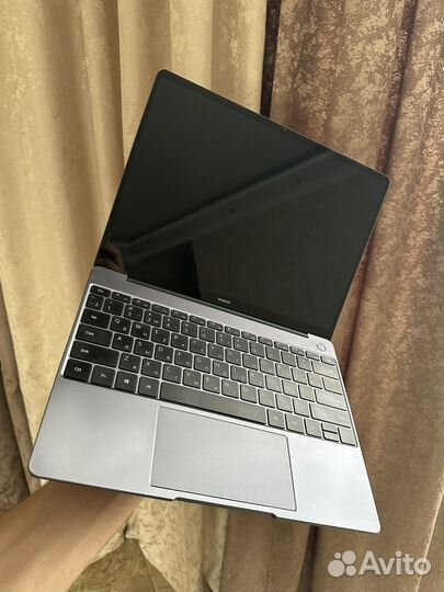 Huawei Matebook 13 идеальный ноутбук для учебы