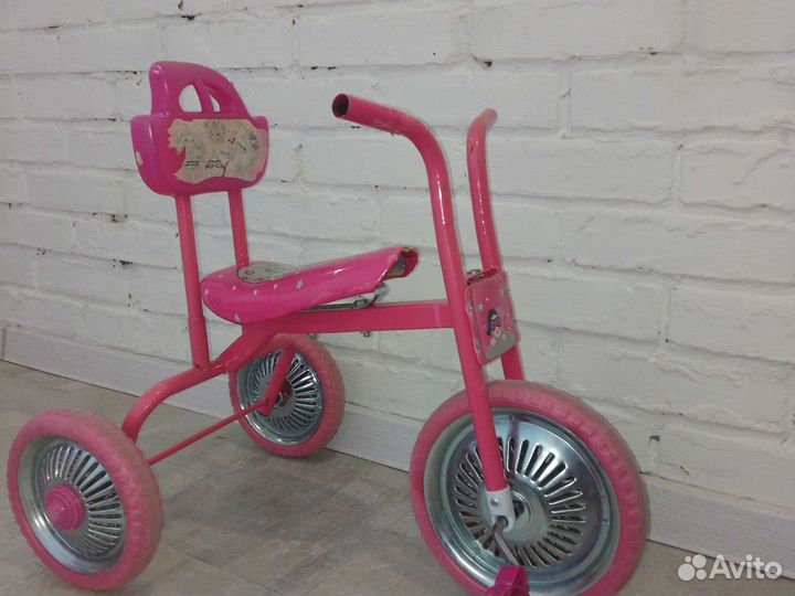 Детский трехколесный велосипед