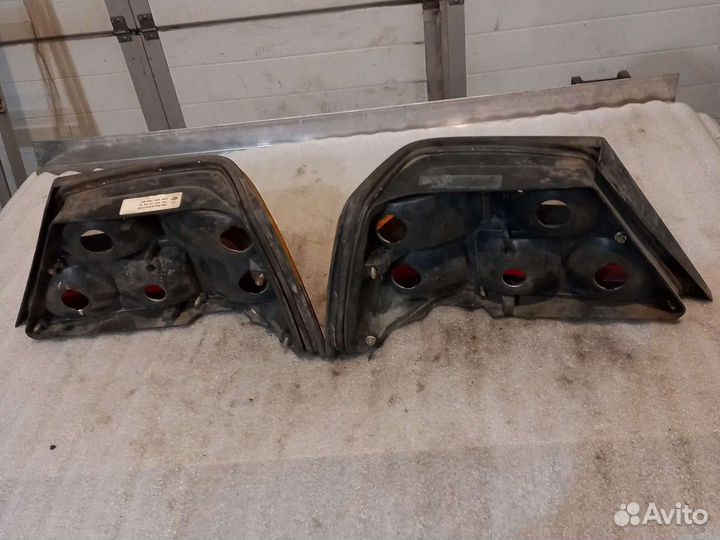 Фонари задние левый, правый Мерседес