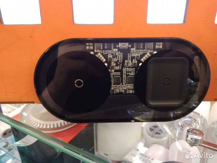 Беспроводное зарядное устройство Baseus 2 в 1