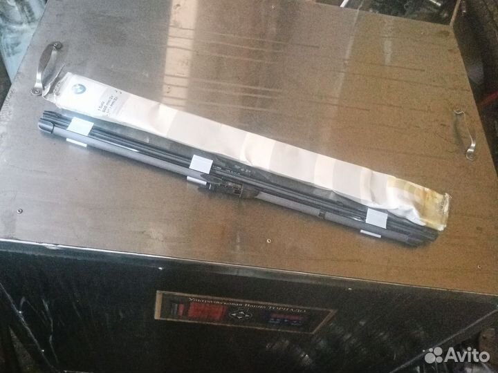 Комплект щеток стеклоочистителя