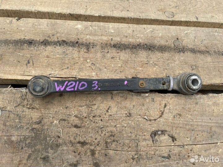 Задний левый рычаг Mercedes-Benz E-Class W210