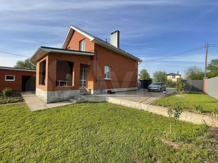 Коттедж 154 м² на участке 6 сот.