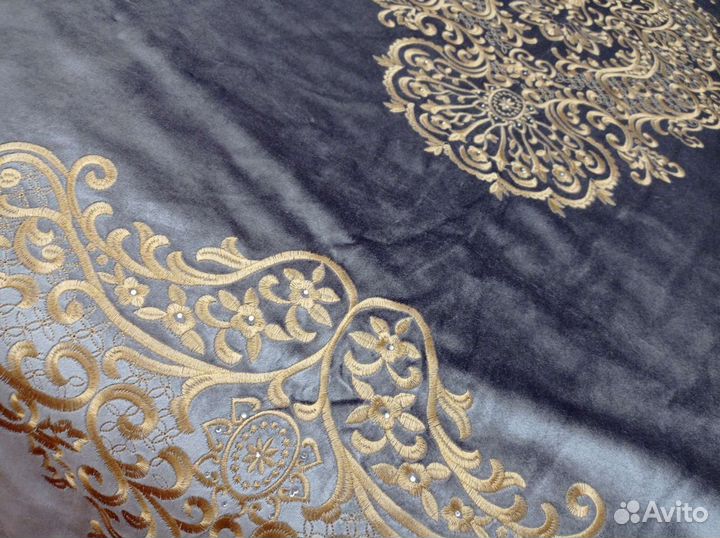 Покрывало бархатное итальянское