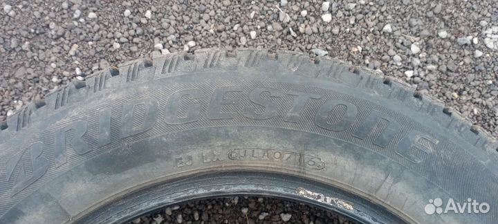 Bridgestone Blizzak Spike-01 185/65 R15 88T