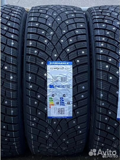 Triangle IcelynX TI501 215/55 R17 98T