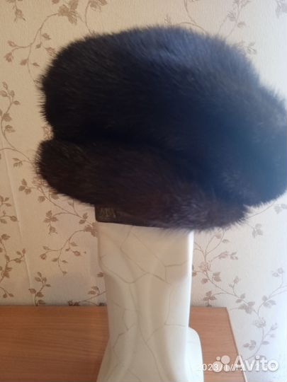 Кепка норковая женская