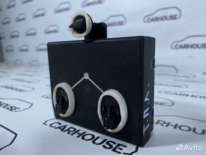 Блок управления дверьми передний левый Volkswagen