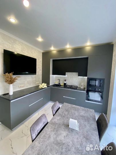 Кухня под потолок из мдф на заказ