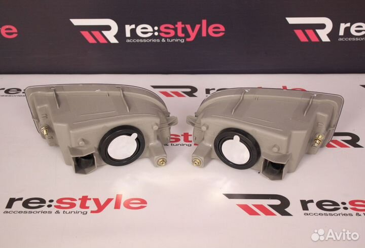 Туманки Toyota Land Cruiser 100 S961