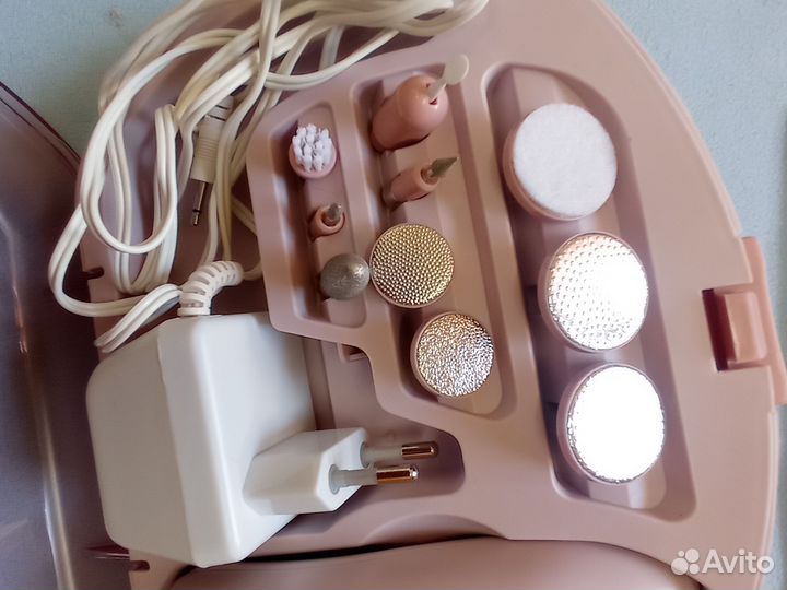 Маникюрный набор Vitek