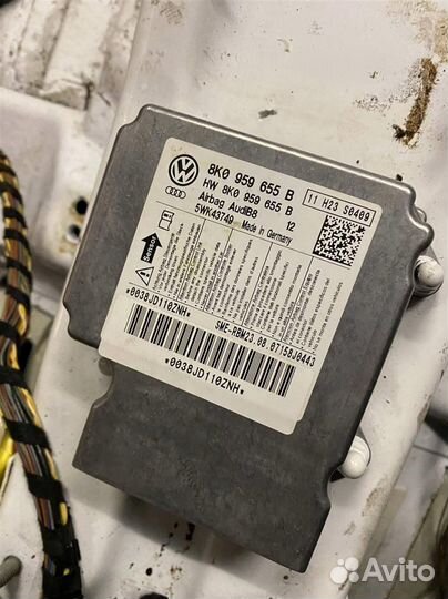 Блок SRS #: 1601 Audi A5 8T