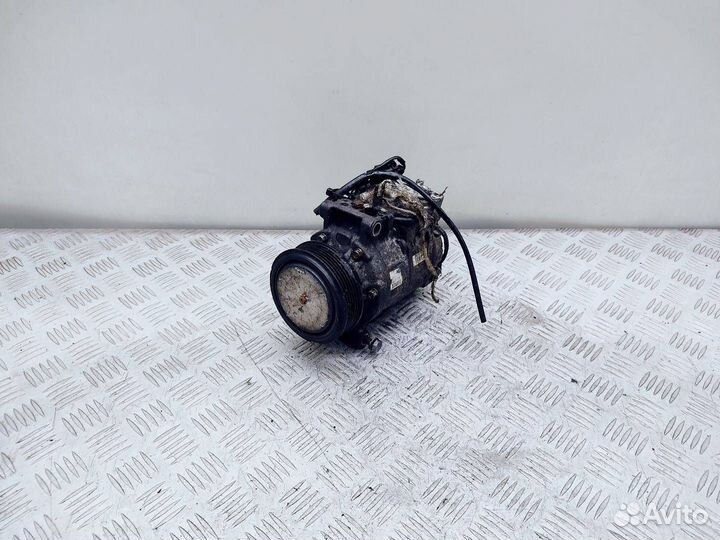 Компрессор кондиционера Audi A4 B6 2004