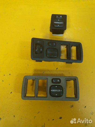 Блок управления зеркалами toyota тойота corolla ко