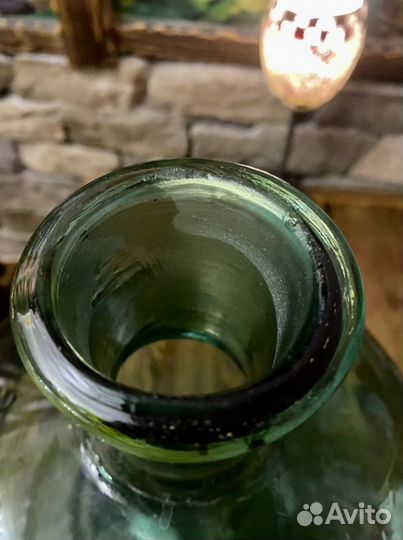 Бутылка с притертой крышкой