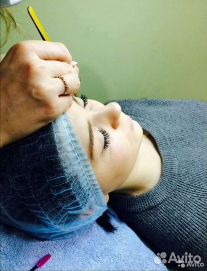 Ресницы и брови