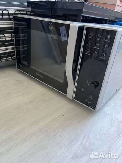 Микроволновка самсунг б/у работает отлично