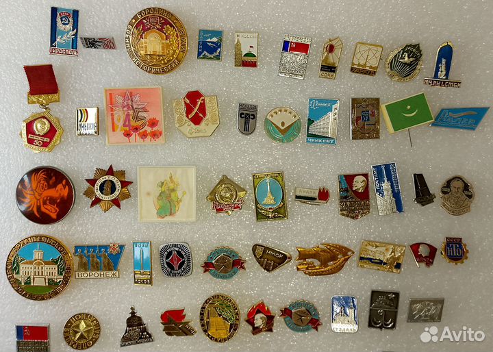Много значков СССР. 80 штук