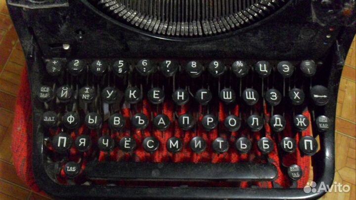 Печатная пишущая машинка olympia mod8