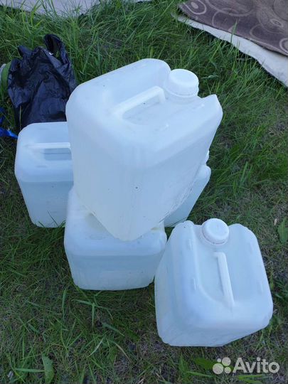 Канистра пластиковая 10 литров