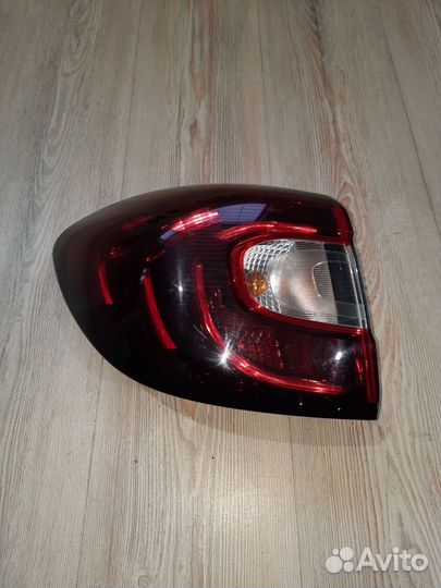 Фонарь задний Renault kaptur Лев
