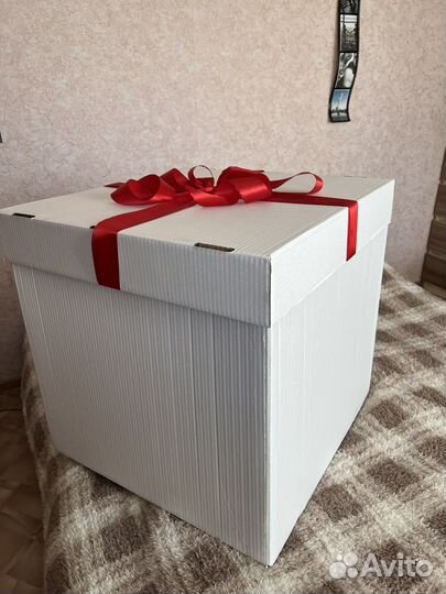 Подарочная коробка 60*60*60