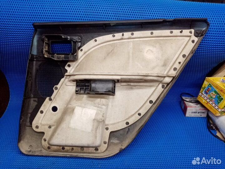 Обшивка карта двери задняя левая Ford Mondeo 3