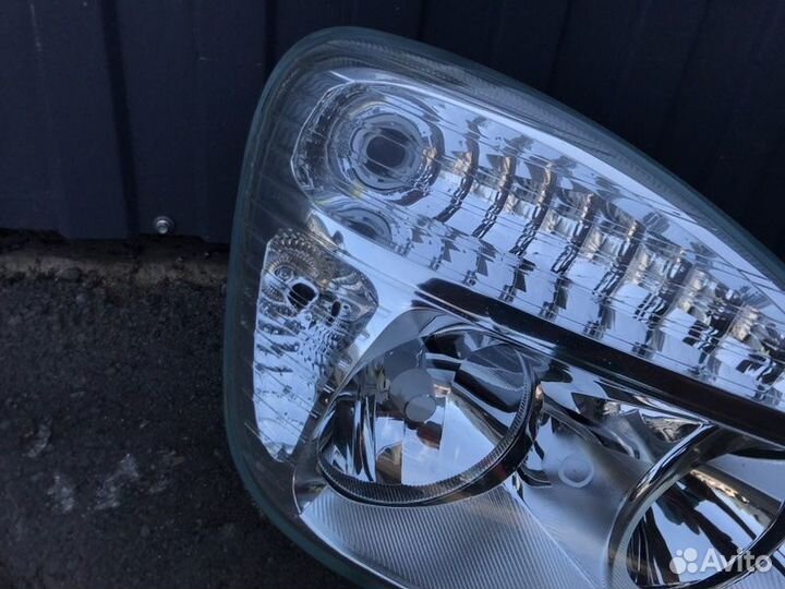 Фара галогеновая передняя правая Gaz Газель 2003