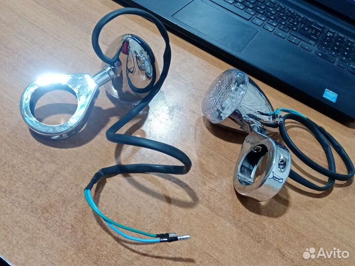 Указатели поворота перед мото