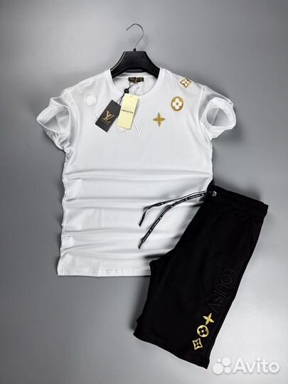 Летний костюм Louis Vuitton. Футболка шорты