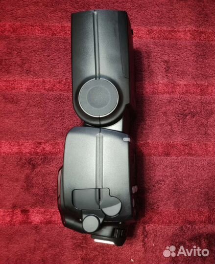 Вспышка yongnuo 685