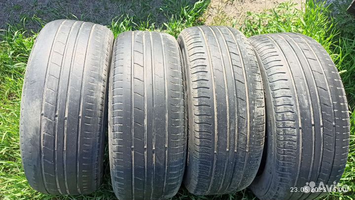 Royal Black Royal Performance 255/55 R18 109V